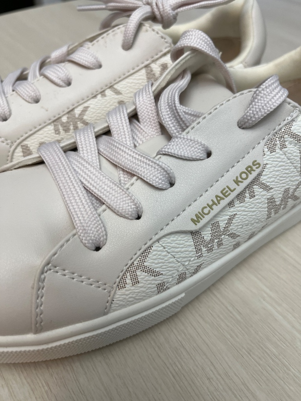 Michael Kors Kid’s Sneakers - Picture 4 of 9